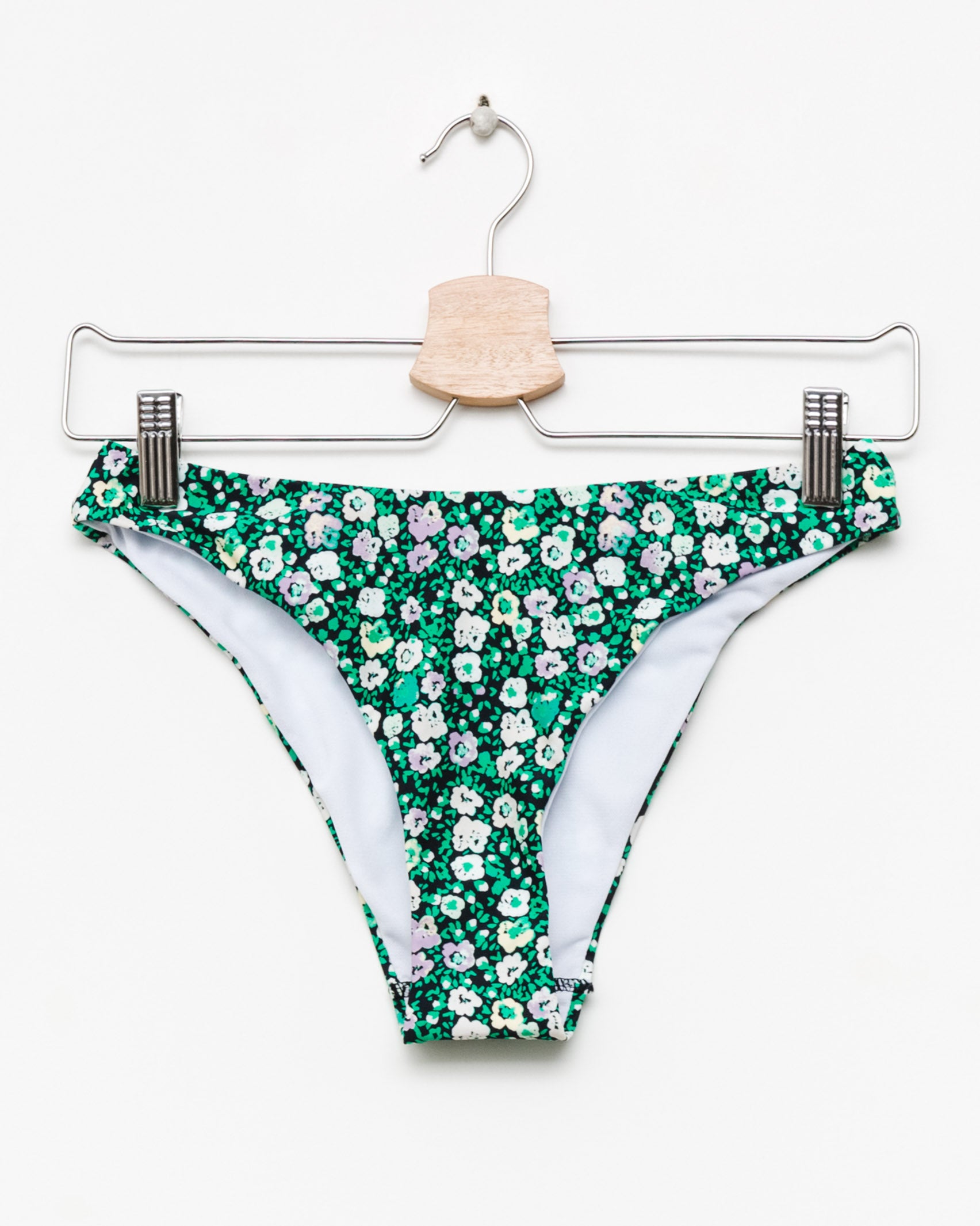 Geblümte Bikinihose - Broke + Schön#farbe_holly-green