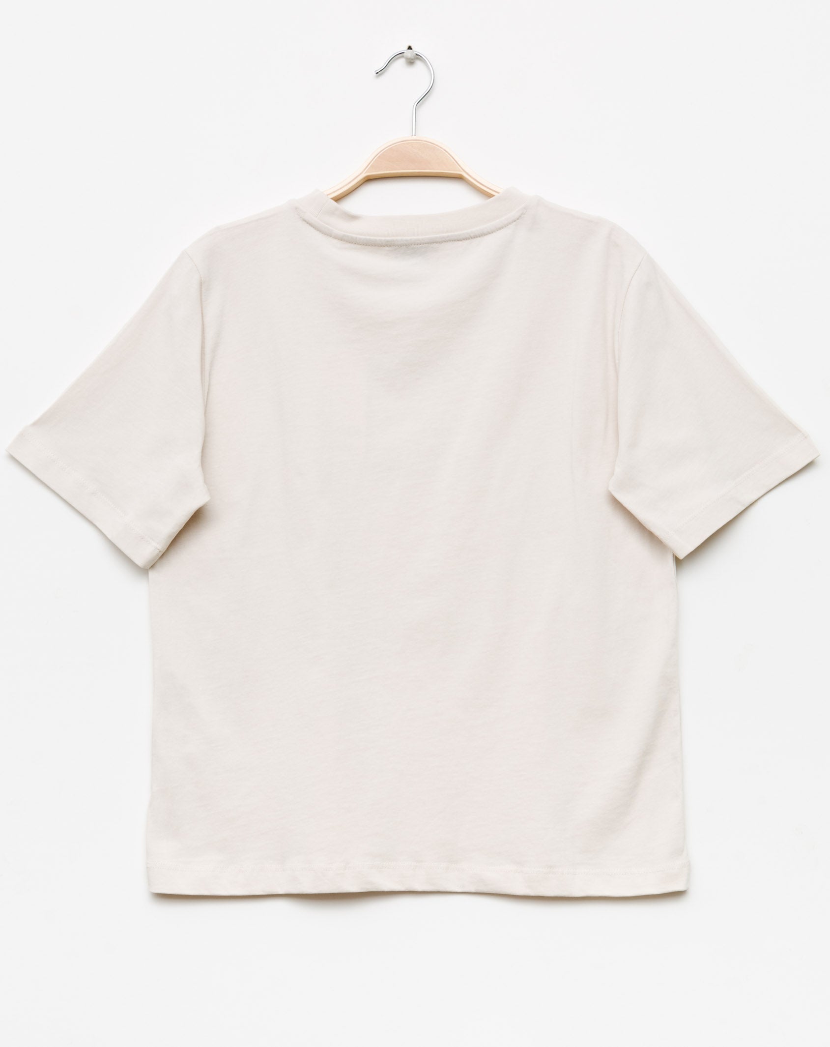 T-Shirt mit kleinem Lachgesicht - Broke + Schön#farbe_moonbeam