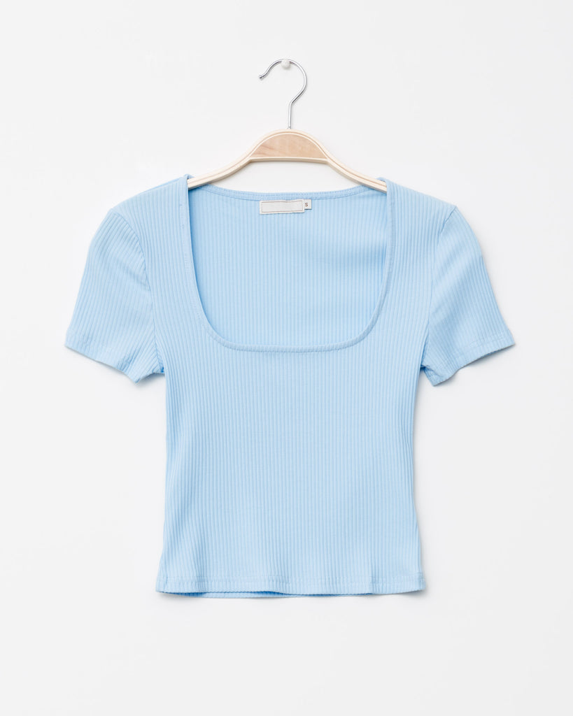 Crop Top mit Carmen-Ausschnitt - Broke + Schön#farbe_lightblue