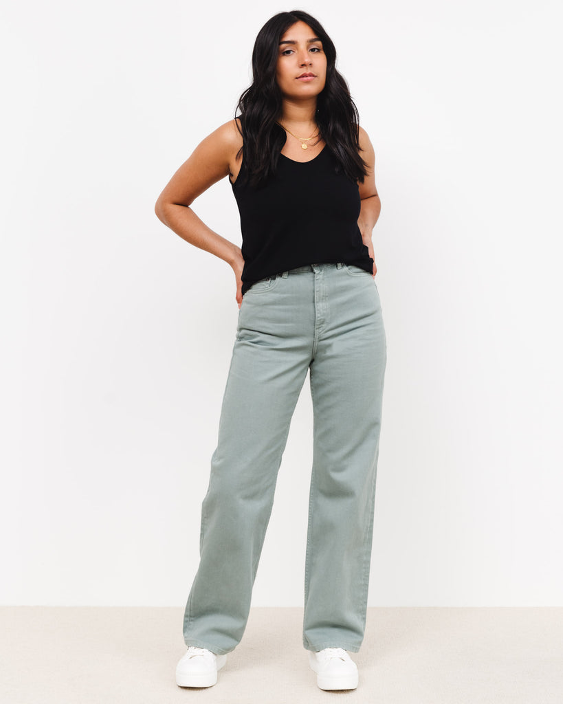 Lockeres Basic Tanktop - Broke + Schön#farbe_black