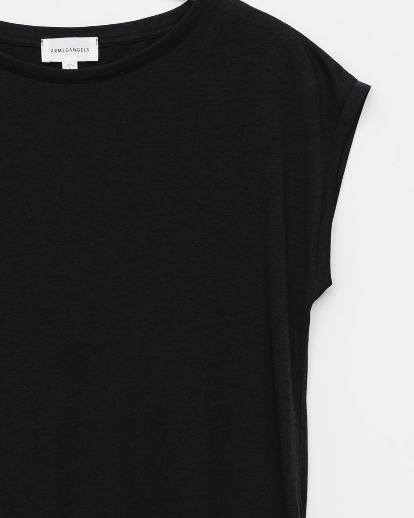 Weiches Basic T-Shirt - Broke + Schön#farbe_black