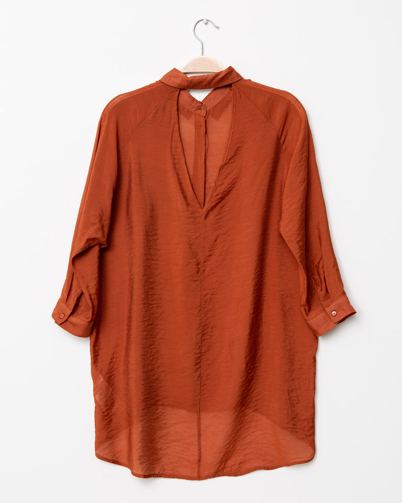 Bluse mit Rückenausschnitt - Broke + Schön#farbe_burnt-orange