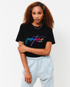 T-Shirt mit gesticktem Schriftzug - Broke + Schön#farbe_black
