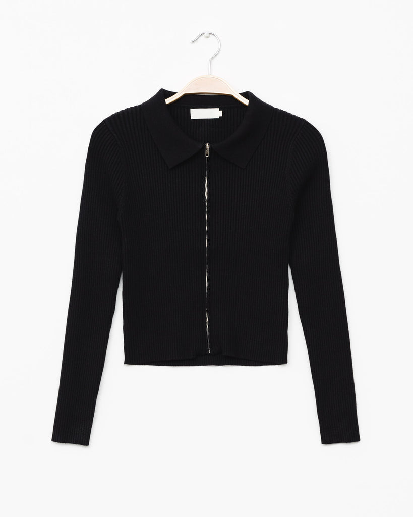 Kurz geschnittene Strickjacke mit Kragen - Broke + Schön#farbe_black