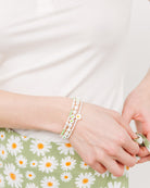 Süßwasserperlen Armband mit Herzmotiven - Broke + Schön#farbe_white