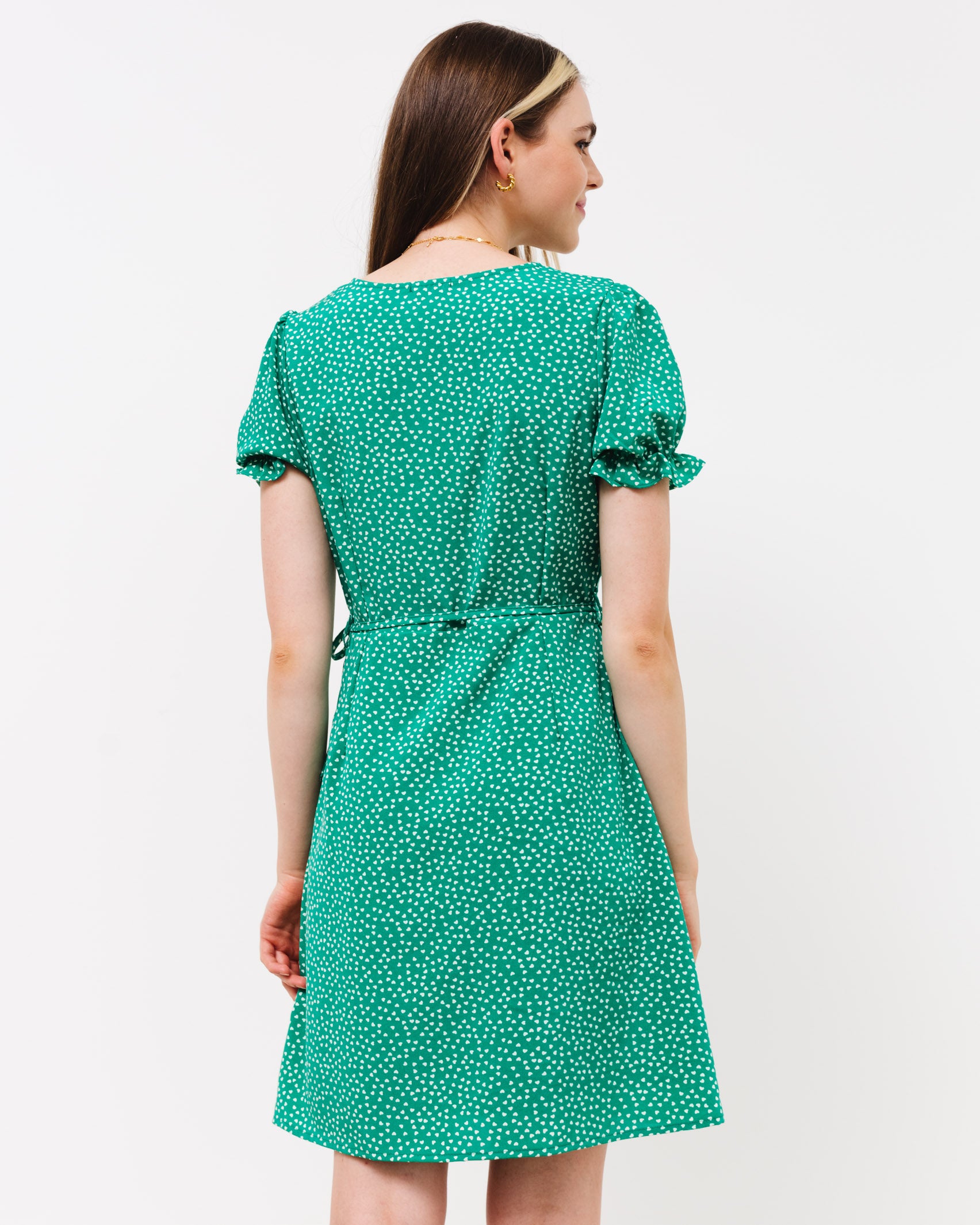 Kurzes Kleid in Wickeloptik - Broke + Schön#farbe_green