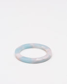 Schmaler Ring in farbiger Horn-Optik - Broke + Schön#farbe_lightblue