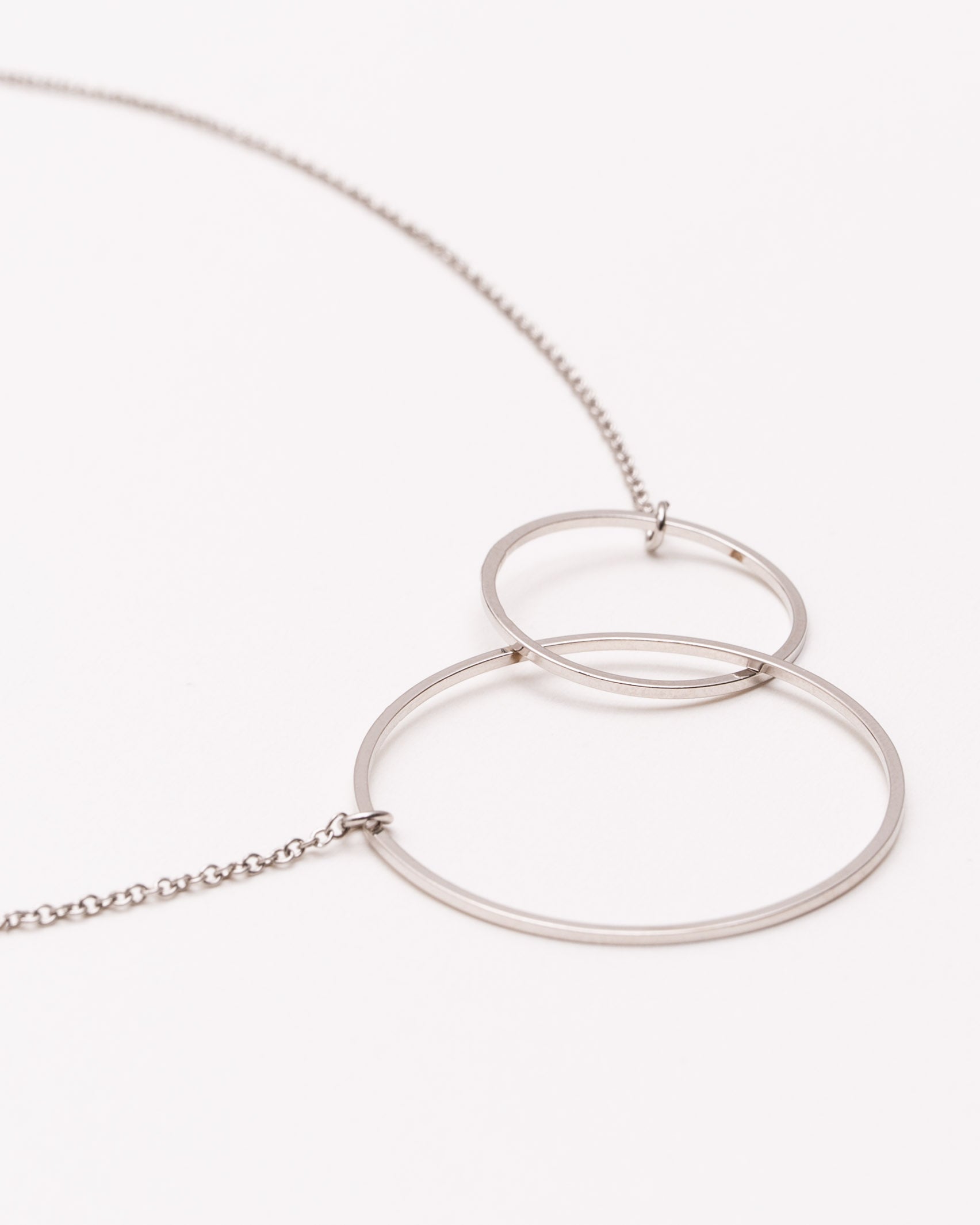 Kette mit minimalistischen Ringen - Broke + Schön#farbe_silver-colored