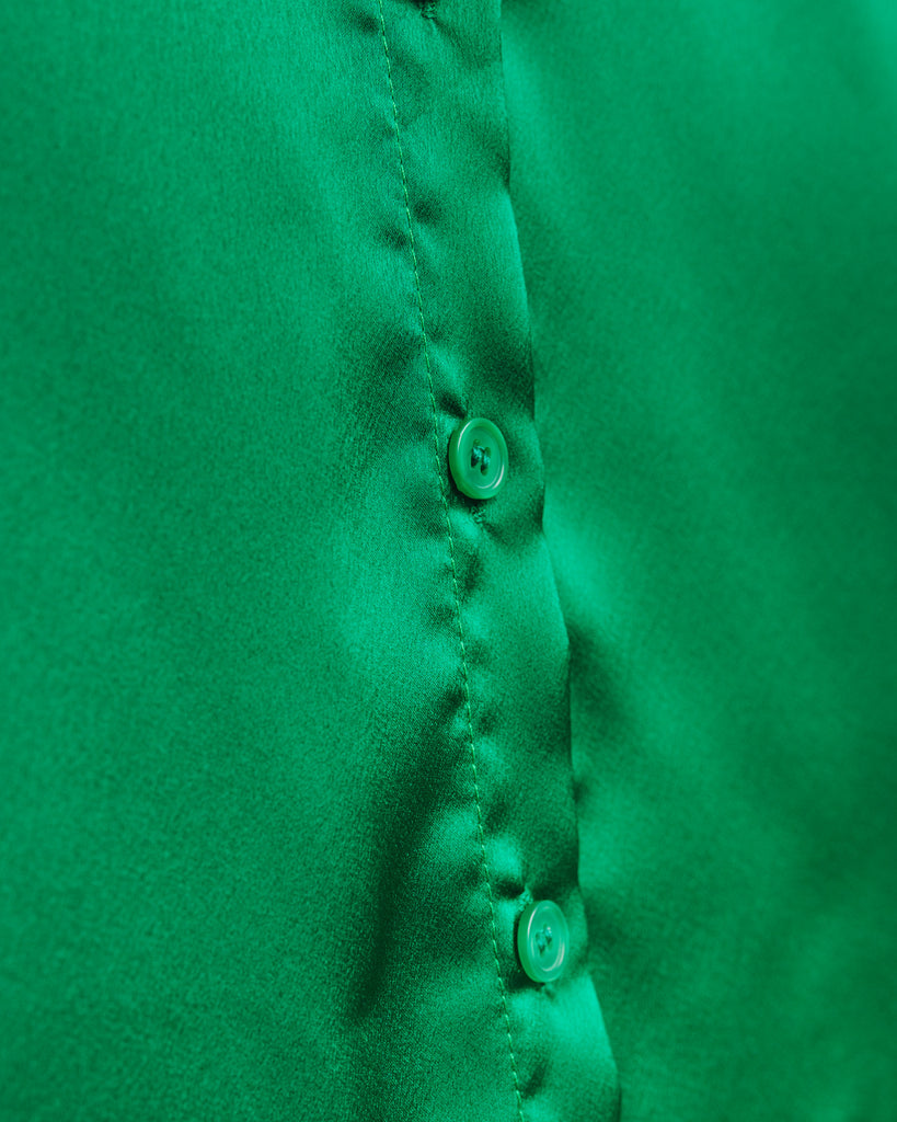 Klassische Satin Bluse - Broke + Schön#farbe_green