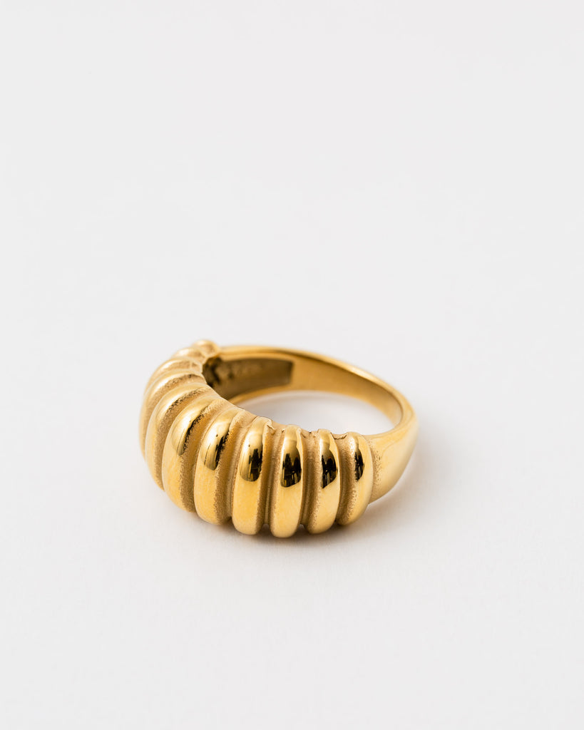 Gewölbter Statement-Ring - Broke + Schön#farbe_gold-colored