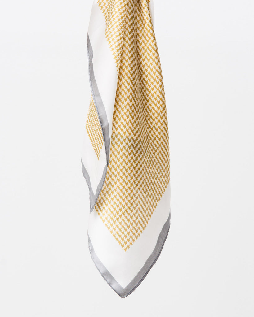 Quadratisches Hahnentrittmuster Tuch - Broke + Schön#farbe_dark-yellow