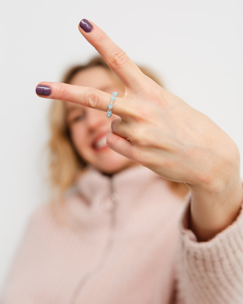 Elastischer Perlenring - Broke + Schön#farbe_hellblau