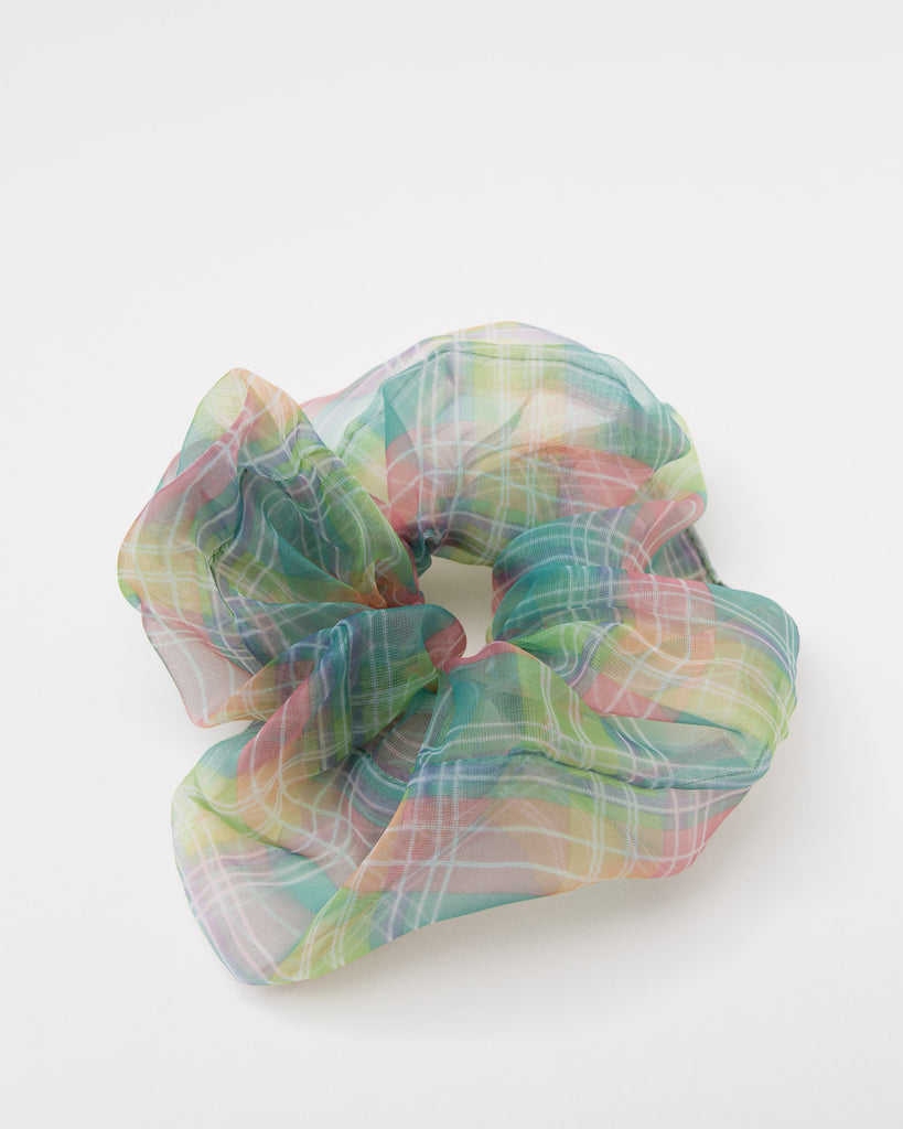 Kariertes, halbtransparentes Scrunchie - Broke + Schön#farbe_mint-green